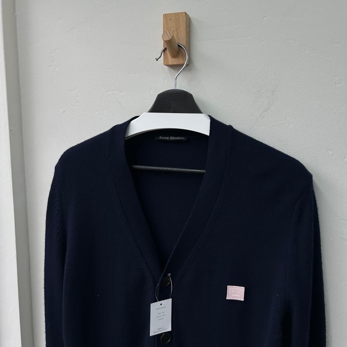 15906 - 아크네 스튜디오 케베 페이스 브이넥 가디건 상품이미지1