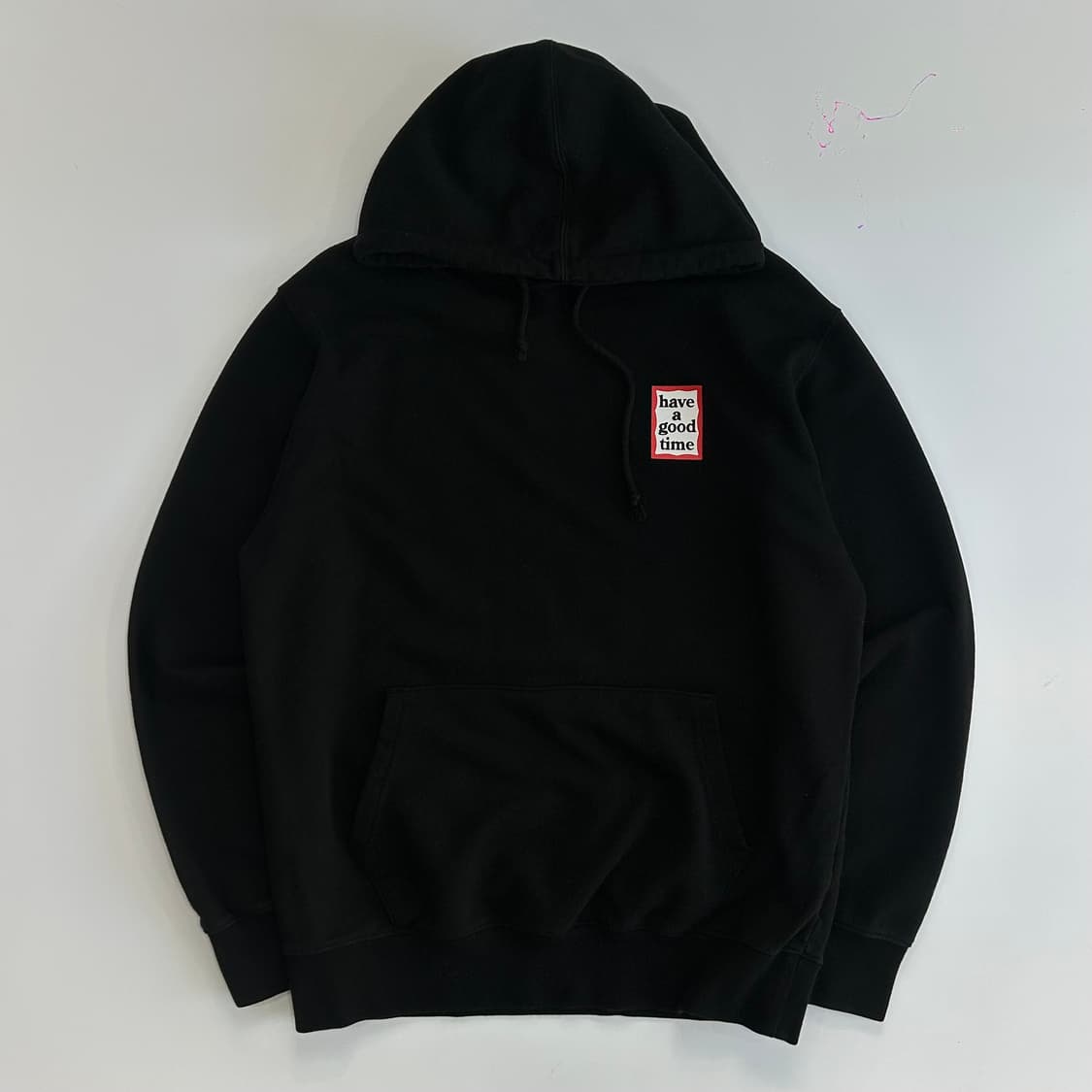 Have a good time 해브어굿타임 스몰로고 블랙 후드티  상품이미지3