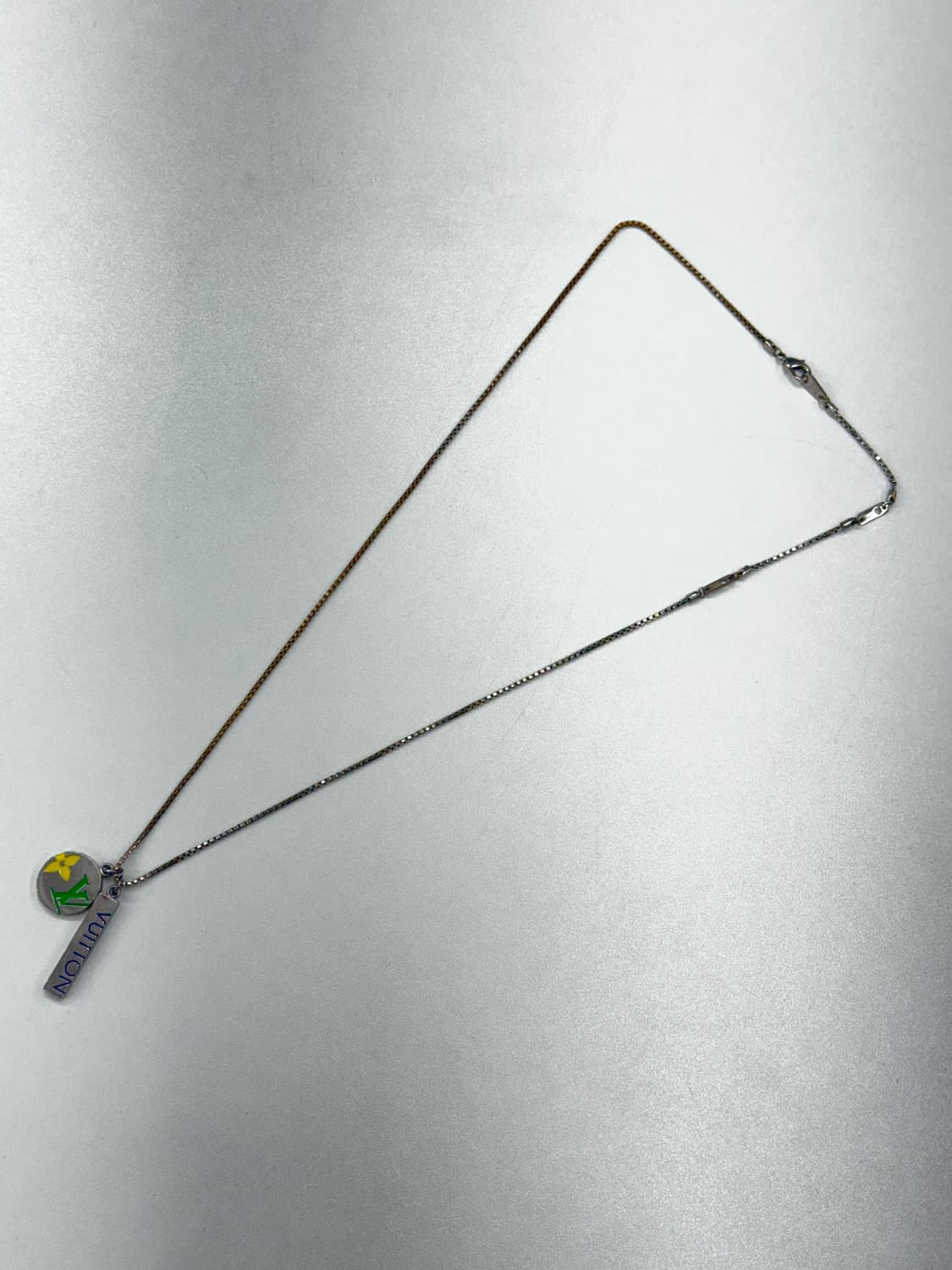 [OS] 루이비통 플레이 팬던트 목걸이 상품이미지3