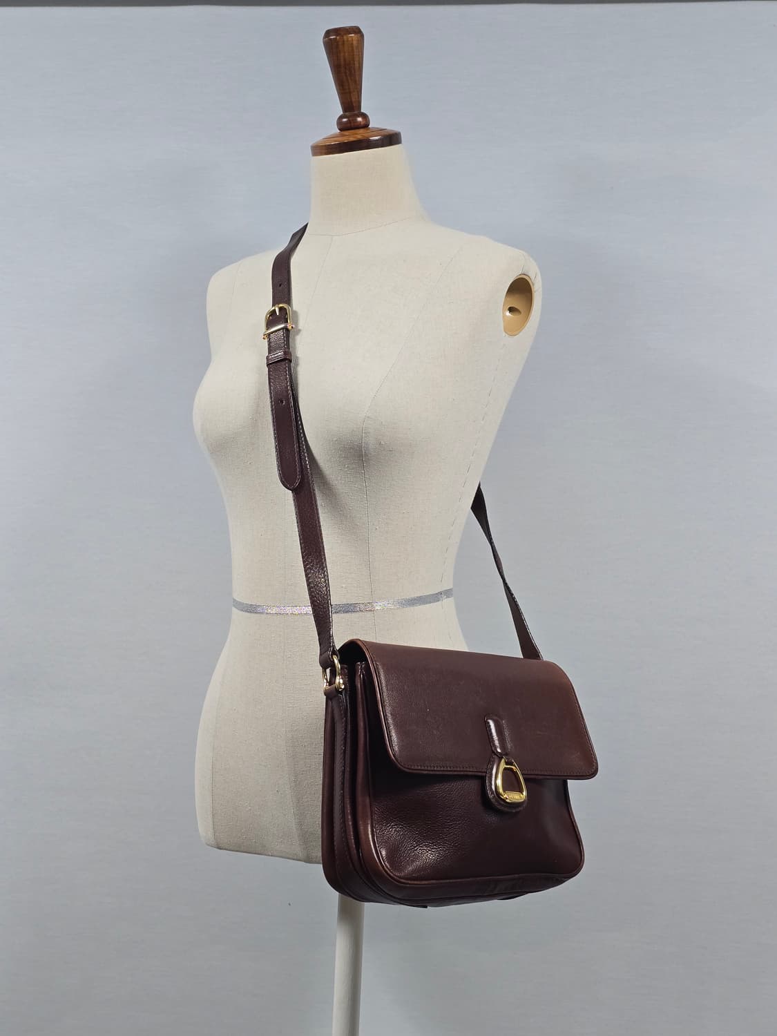 Celine 셀린느 브라운 레더 크로스백  상품이미지2