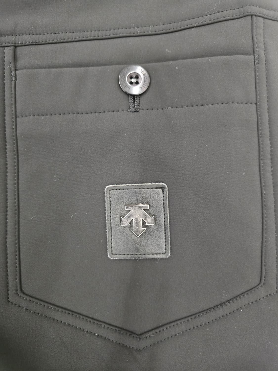 데상트 남성 얇은기모바지.  싸이즈 32 상품이미지6