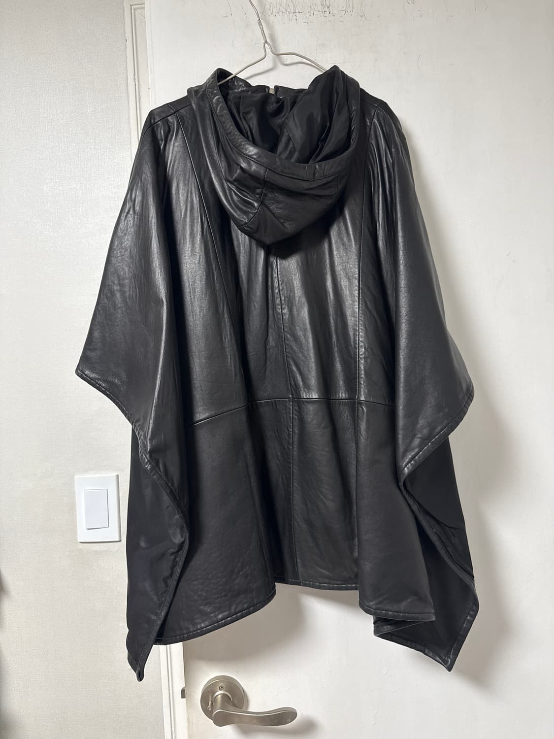 하브 비나르드 / 레더 풀오버 후디판초우 상품이미지4