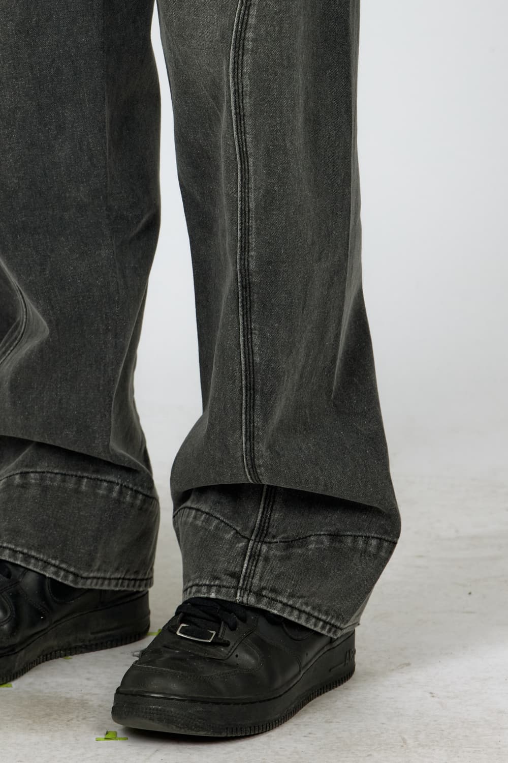 [판매](L)플라스틱프로덕트 MPa 드리프트 데님 팬츠 그레이 상품이미지5