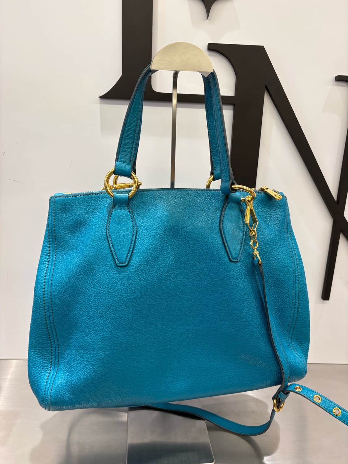 miumiu 미우미우 가방 유색백 토트백 크로스백 명품백 상품이미지2