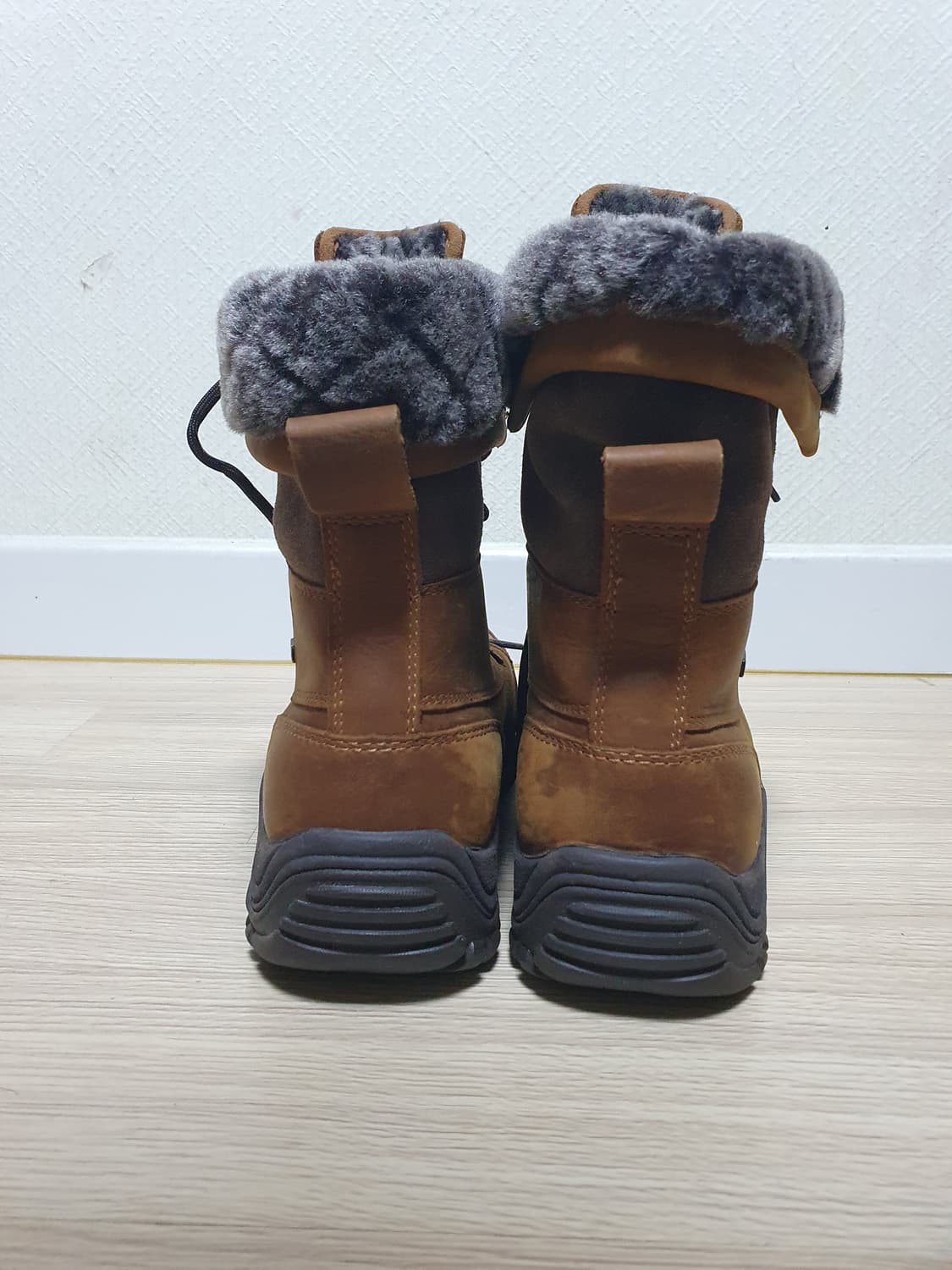 어그 아디론댁 비브람 부츠 260 상품이미지5