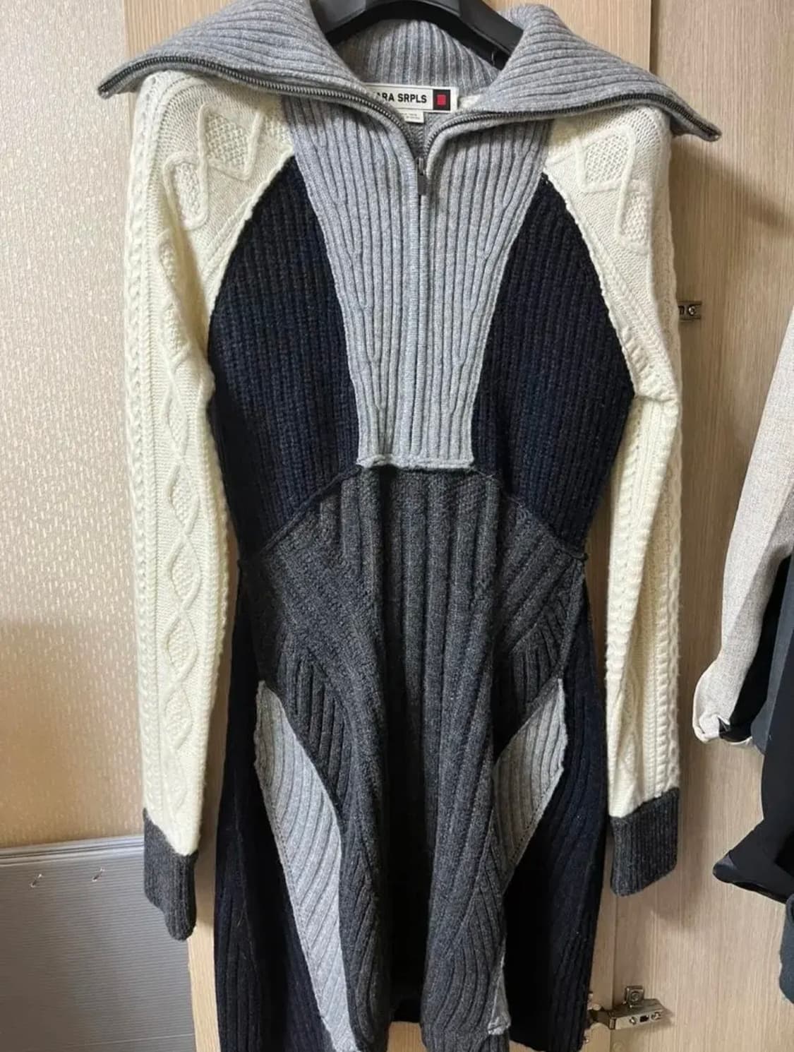 Zara X Srpls 콜라보 원피스 상품이미지3