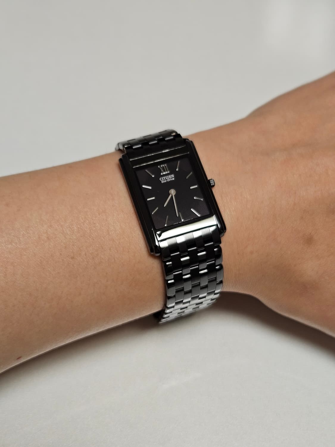 씨티즌 에코드라이브 사각 블랙 메탈 시계 상품이미지2