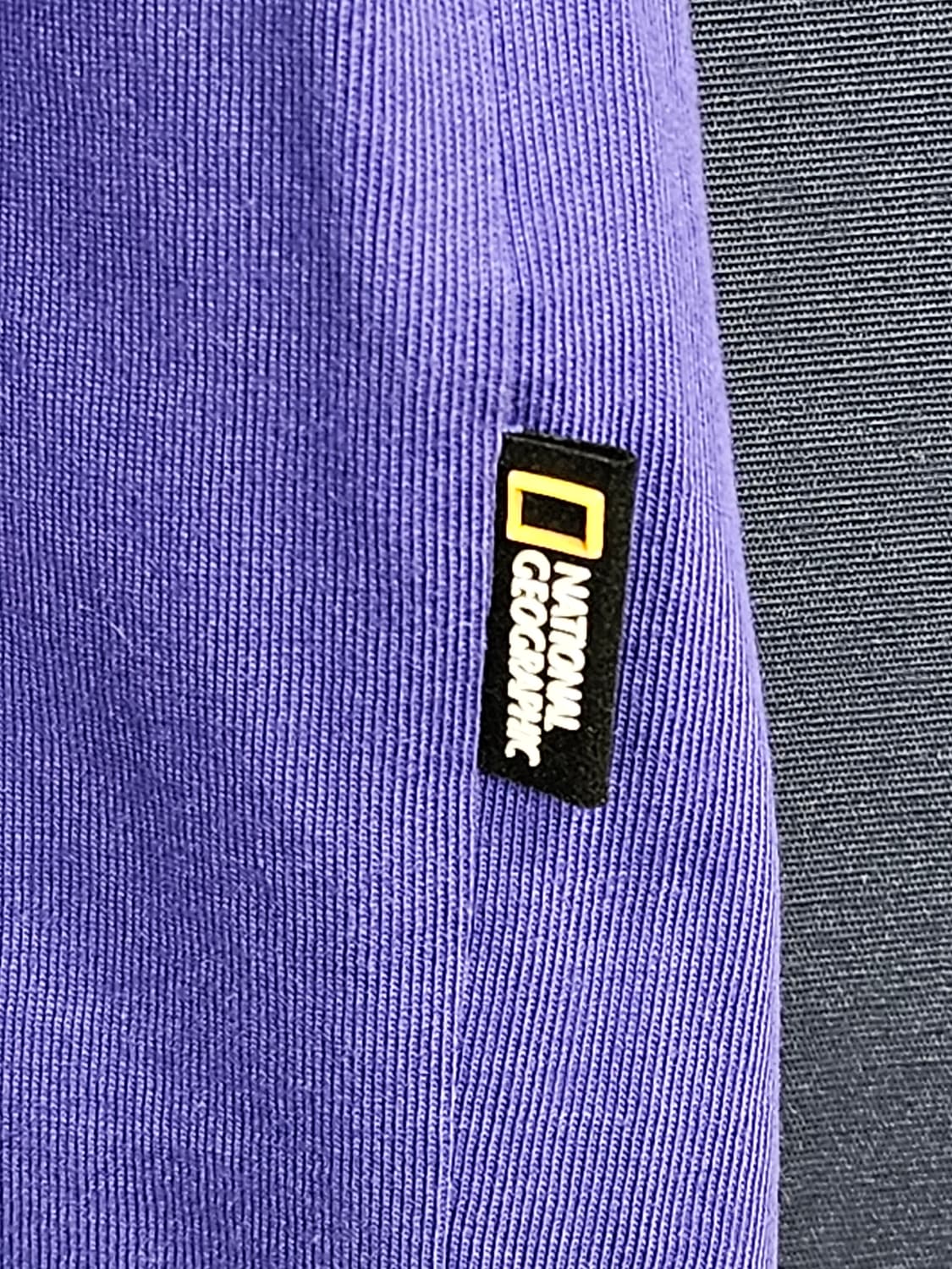 내셔널지오그래픽 퍼플 남성 세미오버핏 95 반팔티  상품이미지8