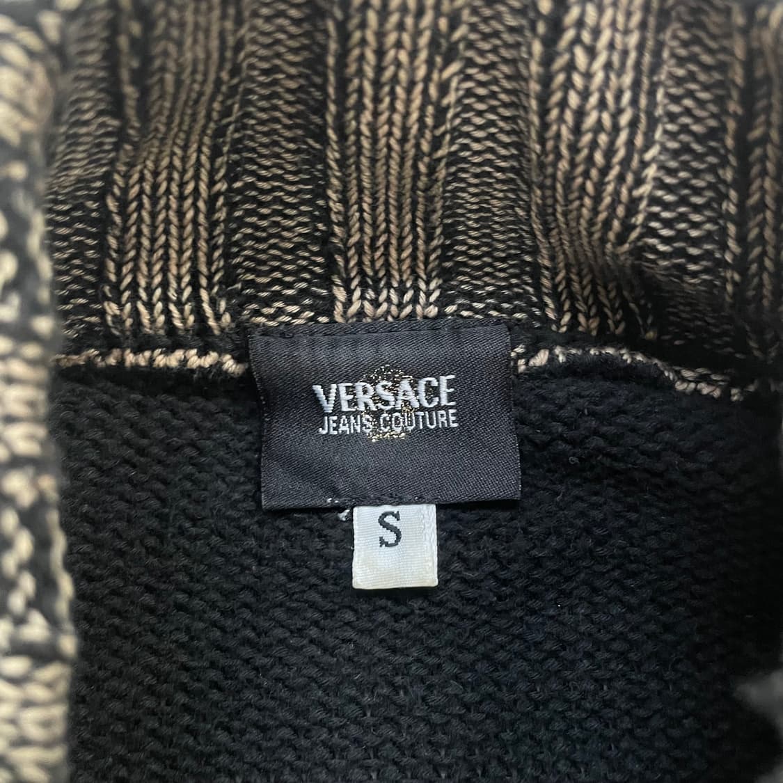 베르사체 진스 꾸띄르 가먼트다이드 니트 집업 상품이미지6