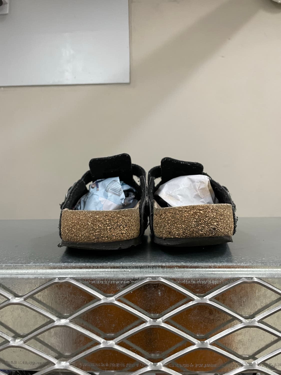 버켄스탁 보스턴 스웨이드 클로그 300 상품이미지3