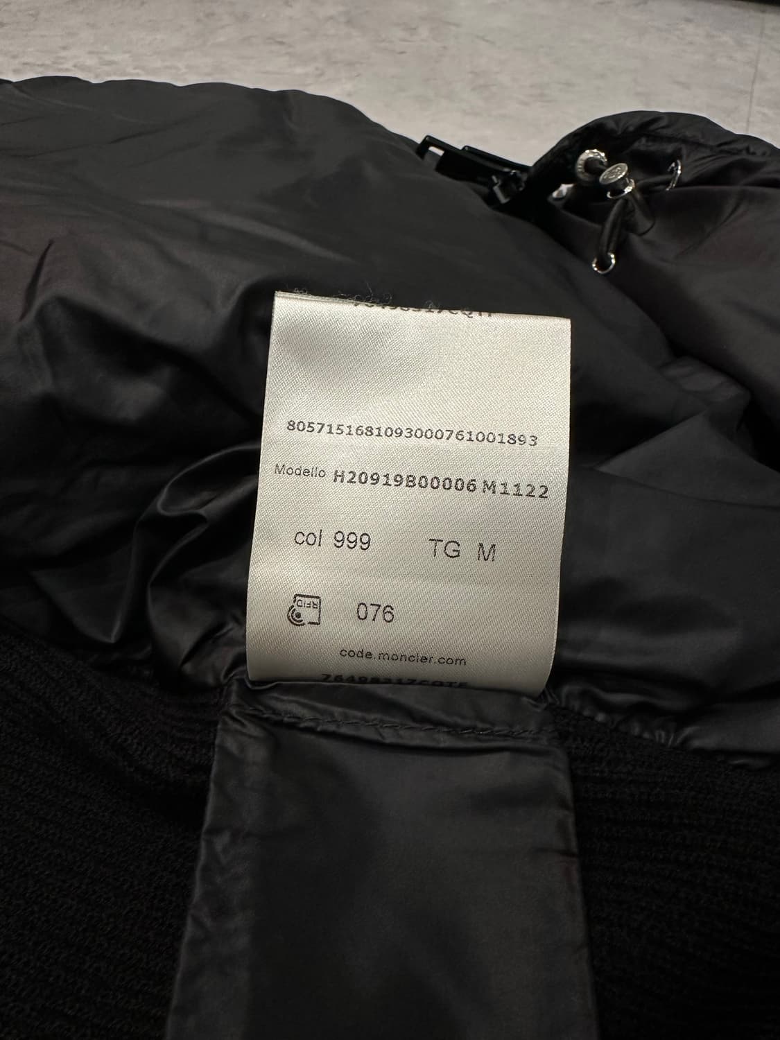 몽클레어 / 22FW 트리콧 가디건 니트패딩 / M 상품이미지5