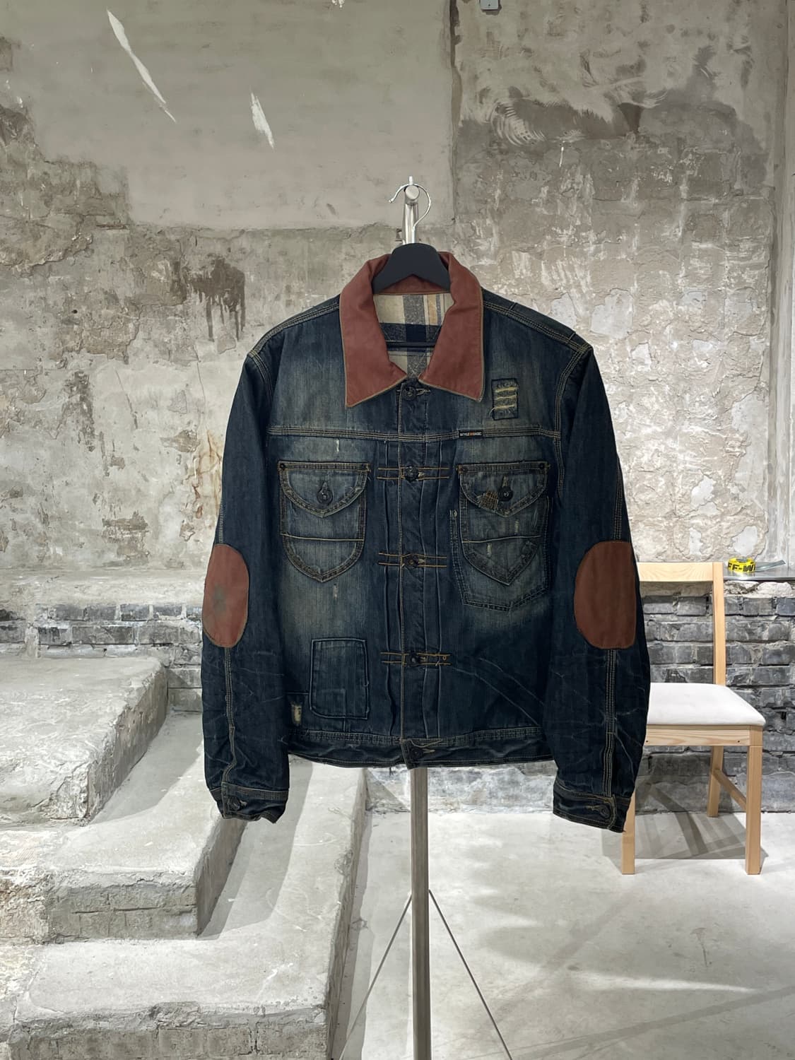 빈티지 그런지 엘보 패치 데님 자켓 상품이미지1