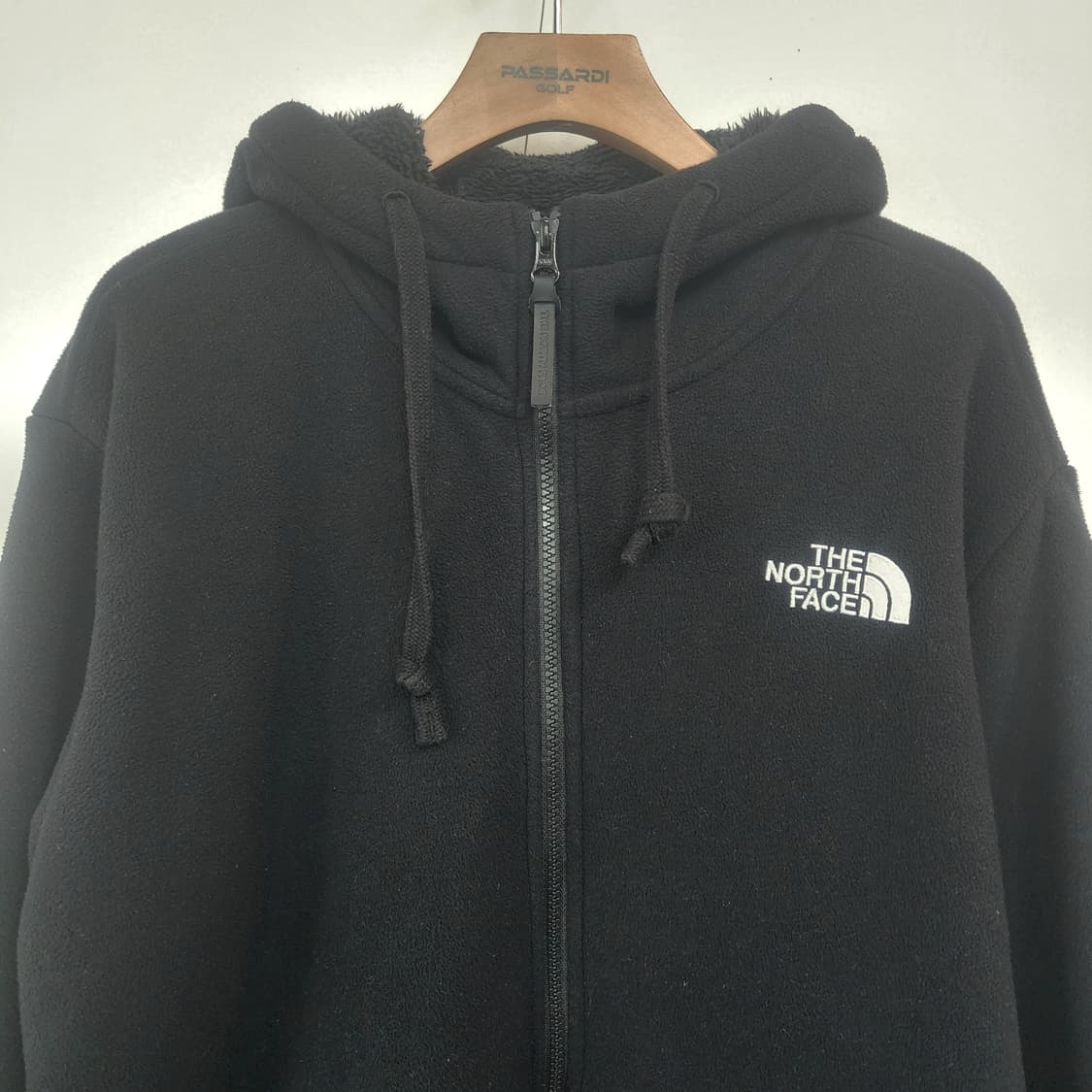 노스페이스 블랙 후드집업 상품이미지2