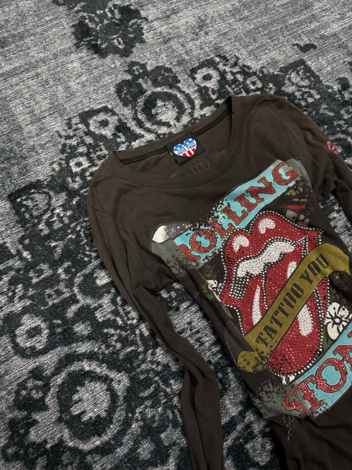 Junk food fading rolling stones cut sew 상품이미지2