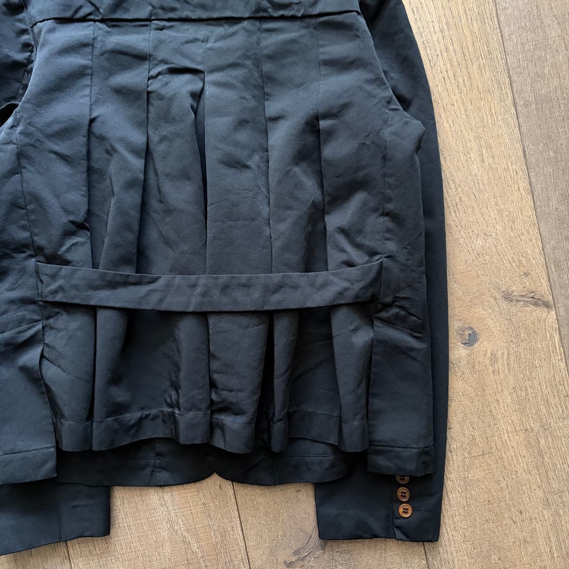 Back Pleats Detail Jacket 상품이미지7