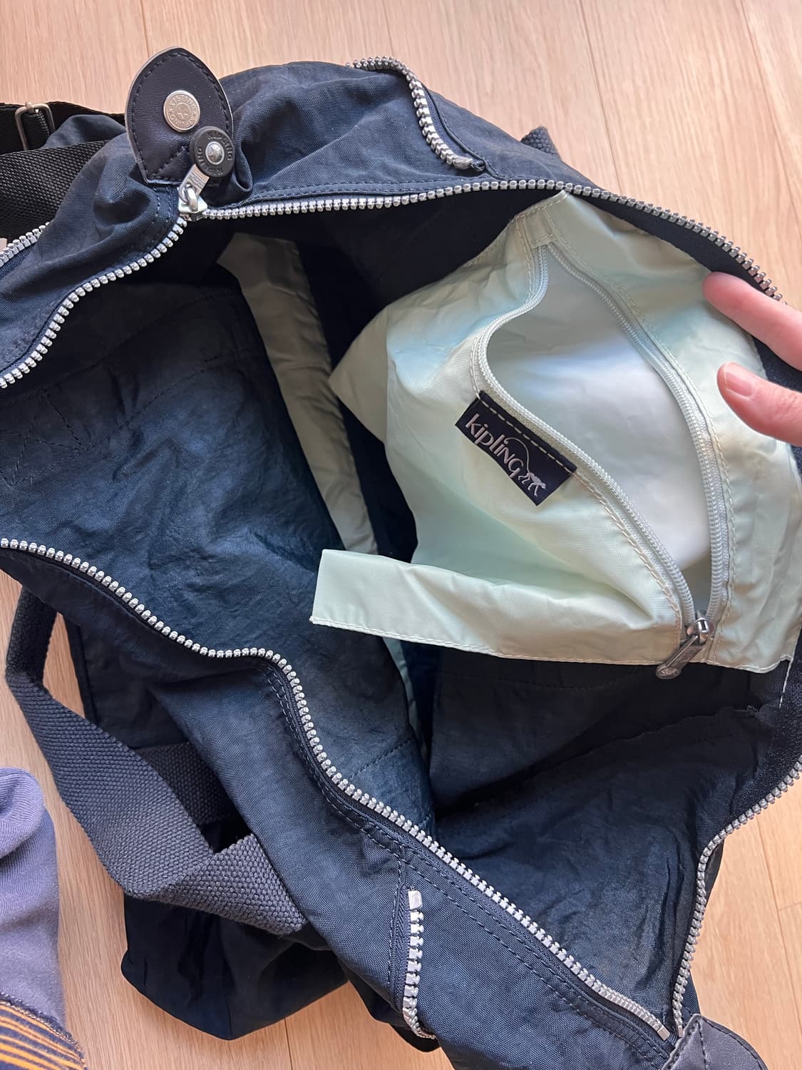 키플링 여행 가방 상품이미지3