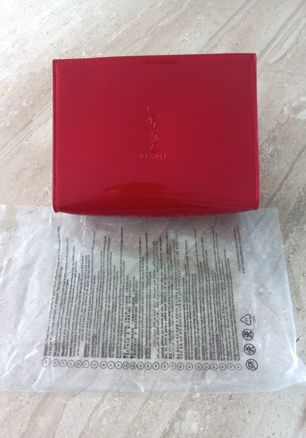 입생로랑 Yves Saint Laurent 파우치 대 (새제품)
 상품이미지8