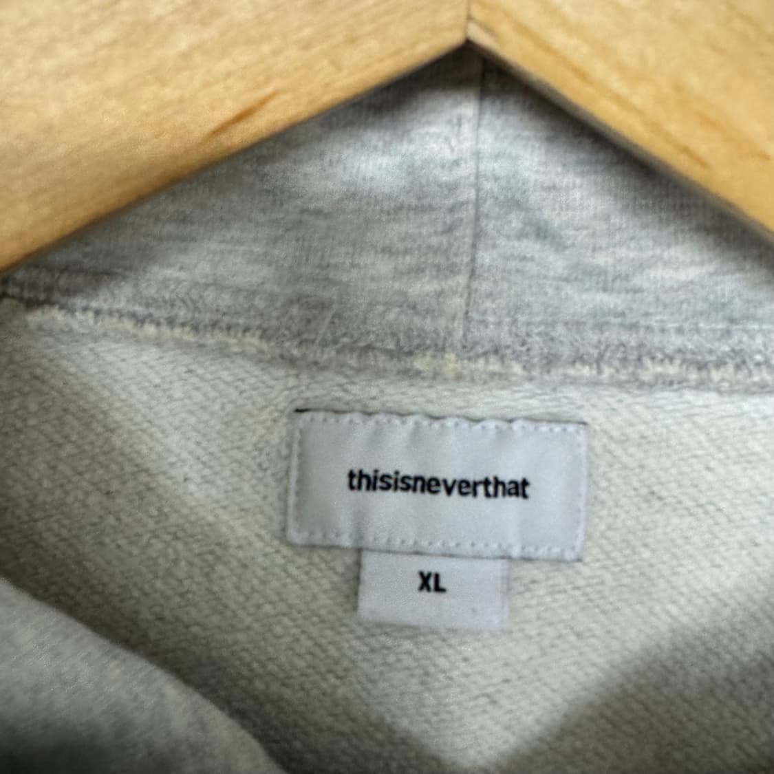 디스이즈네버댓 자수로고 후드티 상품이미지3