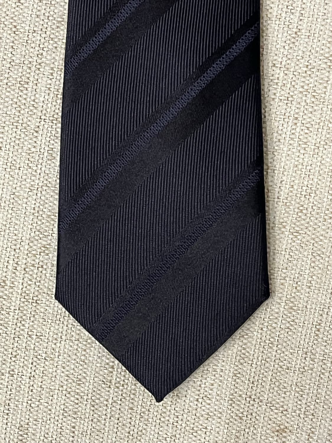 앤드지 블랙 스트라이프 넥타이 상품이미지3