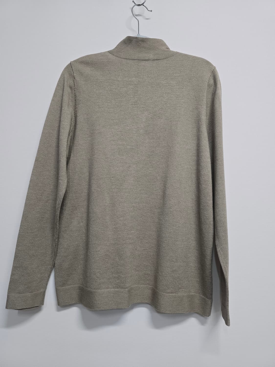 베스티벨리 베이지색 목폴라 긴팔 니트85 상품이미지5