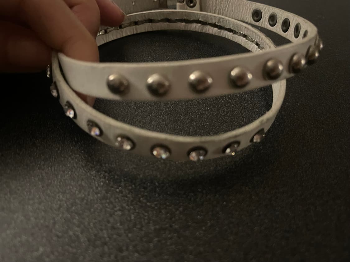 갸루 화이트 스터드 팔찌 상품이미지3