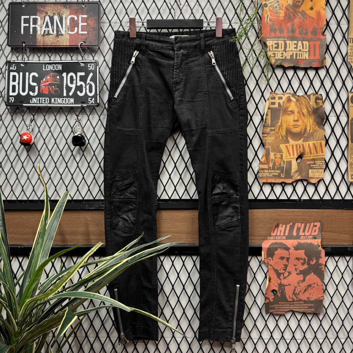 피에르 발망 아코디언 패널 데님 팬츠 지퍼 로고 포인트 블랙 상품이미지1