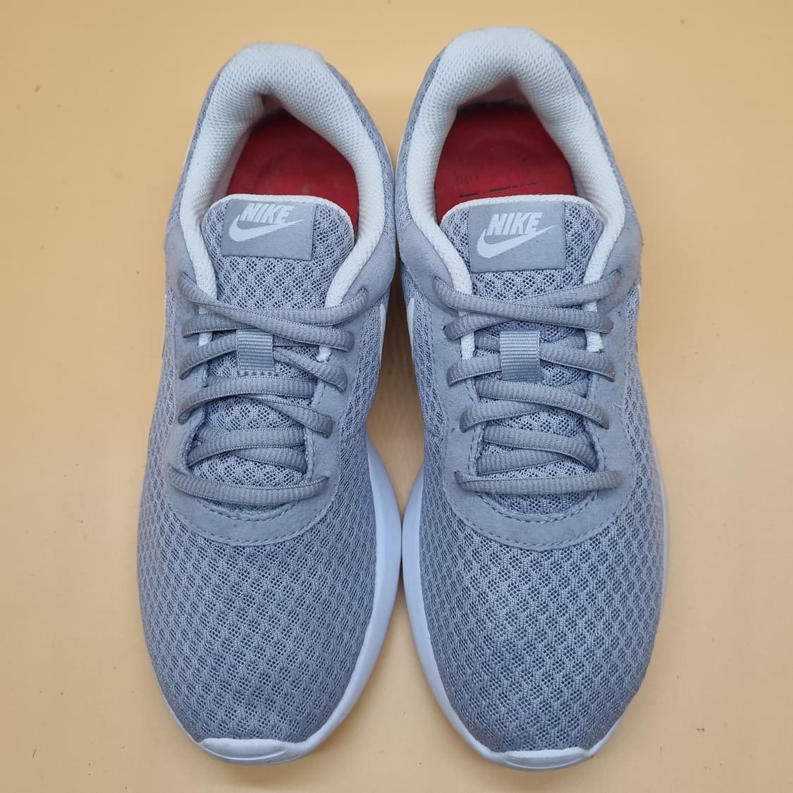나이키 탄준 울프 그레이 여성운동화235. 상품이미지2
