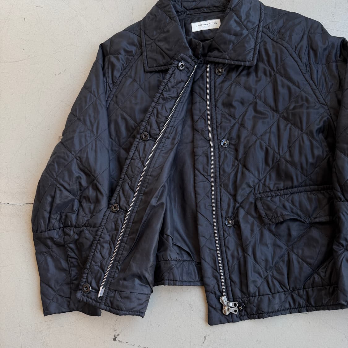 드리스 반 노튼 라이트 퀼팅 자켓 상품이미지4