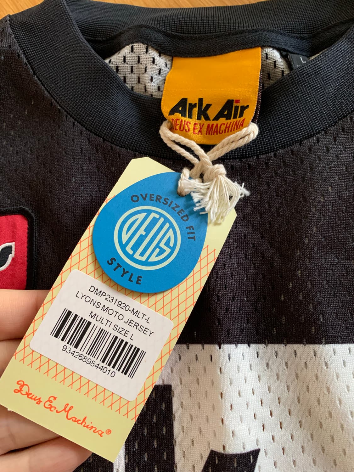 데우스 엑스 마키나 롱슬리브 져지입니다 상품이미지2