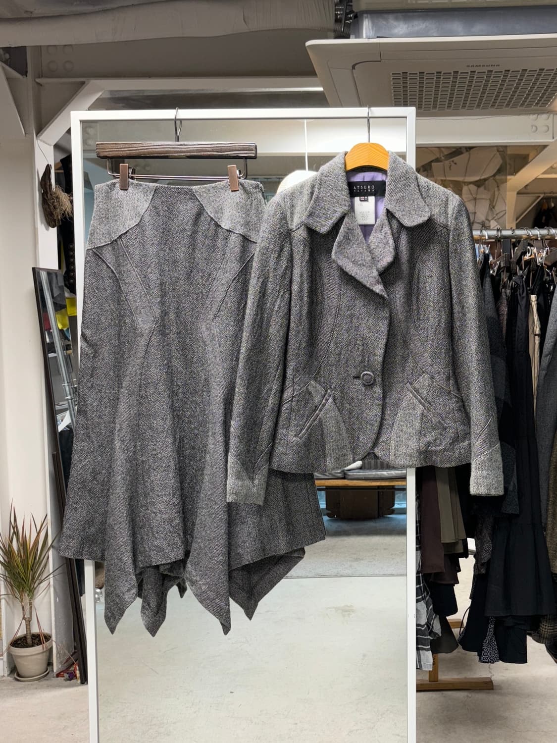 아츠로 타야마 울 스커트 수트 상품이미지1