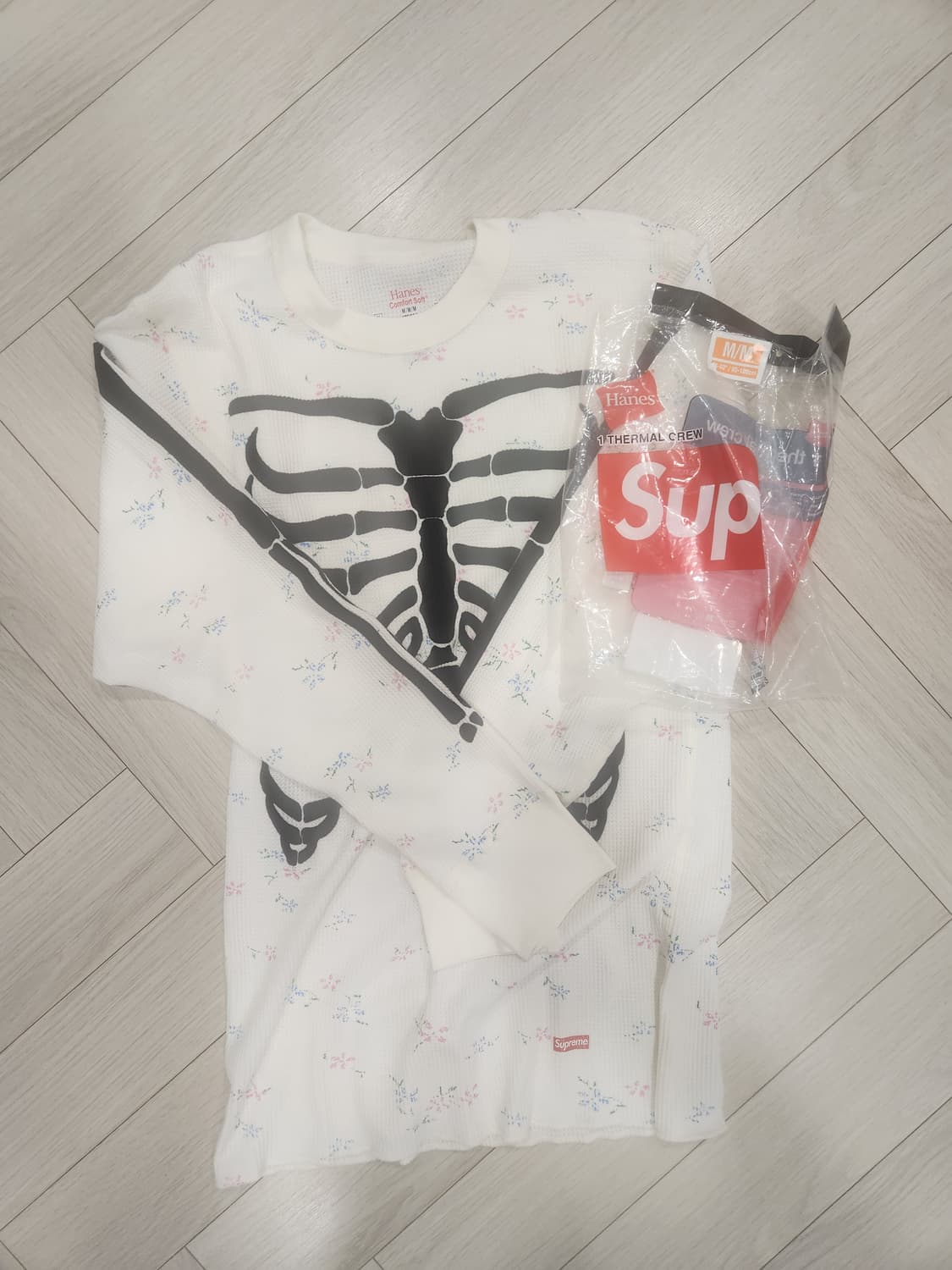 (M) 슈프림 헤인스 본즈 플로럴 상품이미지1