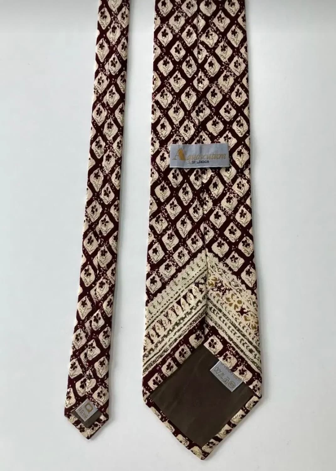 아쿠아스큐텀 넥타이 상품이미지2