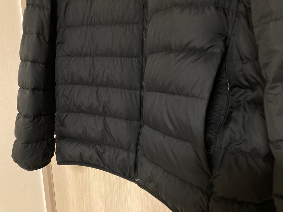 유니클로 경량패딩 105(XL) 판매 상품이미지4
