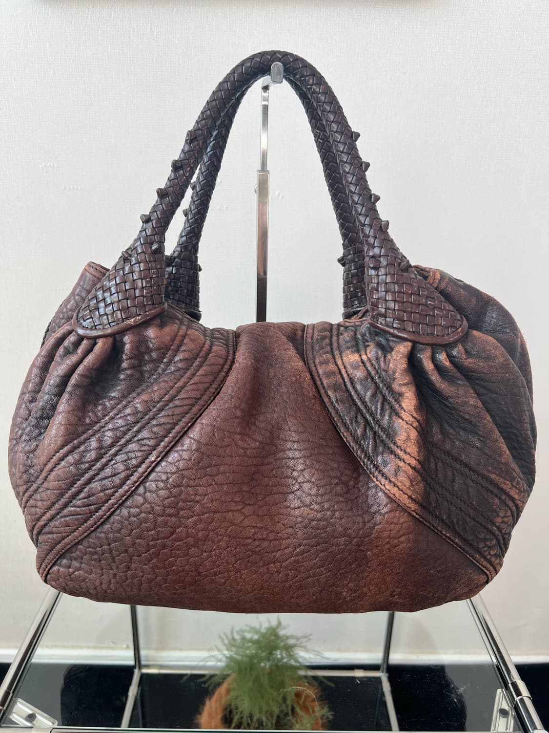 펜디 스파이 숄더백 상품이미지5