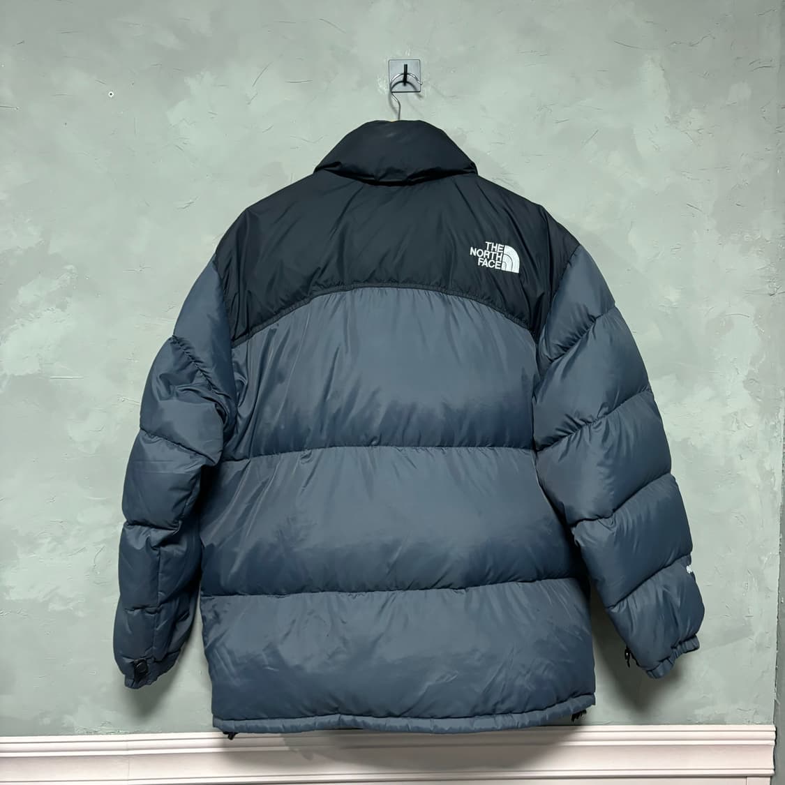 노스페이스 눕시 800 구스다운 패딩 그레이 블루 상품이미지4