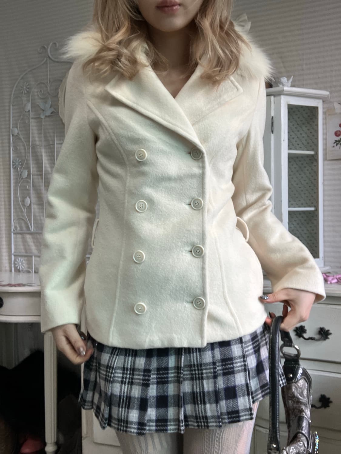 CECIL McBEE 화이트 퍼 코트 상품이미지5