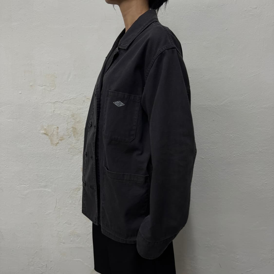 단톤(DANTON) 차콜컬러 워시드 코튼 나염 로고 더블 하프 코트 자켓 상품이미지2