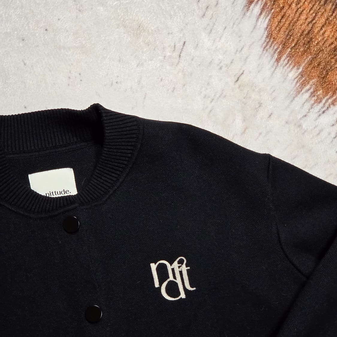 엔니튜드 니트 가디건 바시티 자켓 상품이미지2