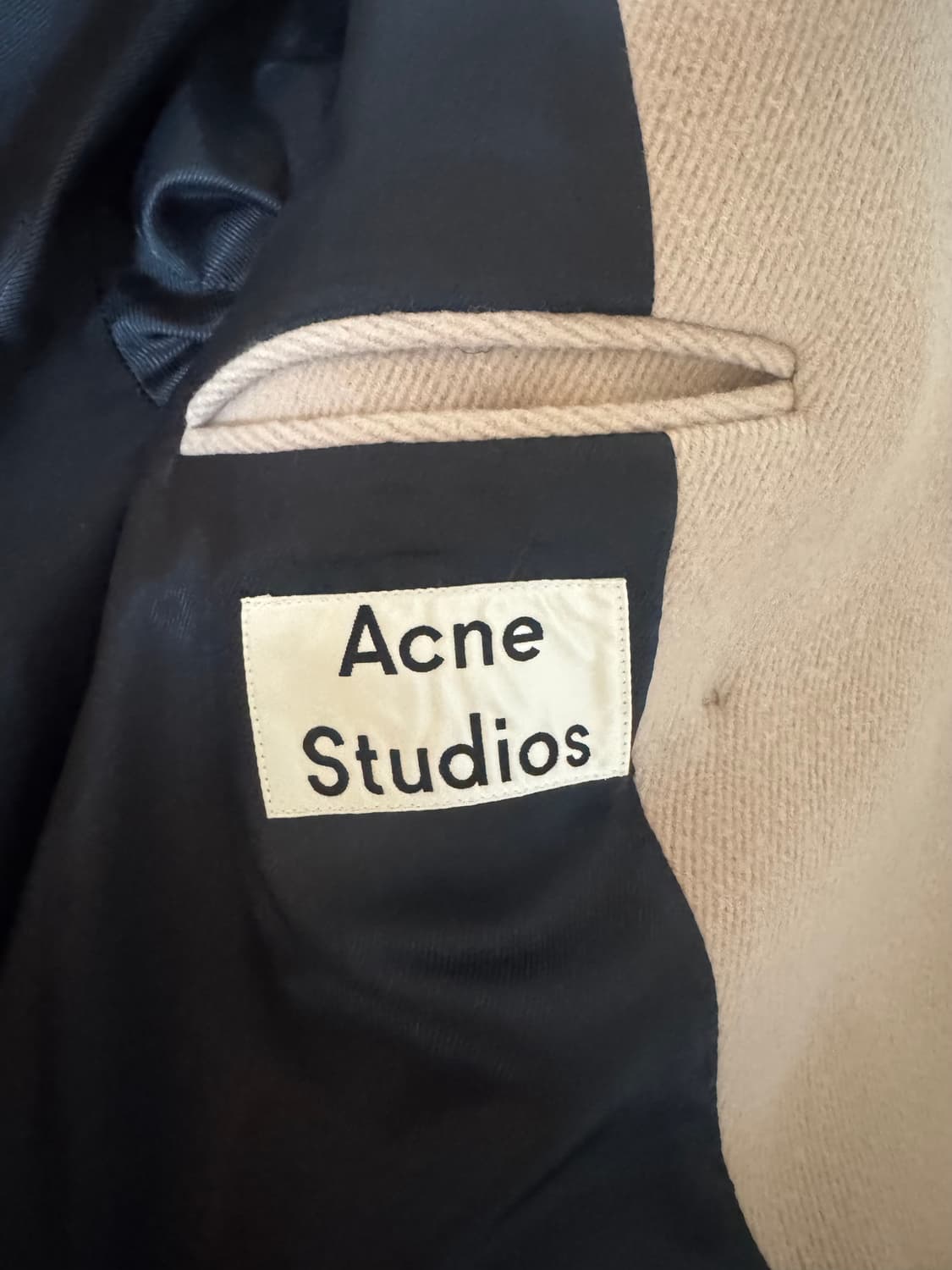 아크네스튜디오 17FW 런웨이 코트 46 상품이미지4