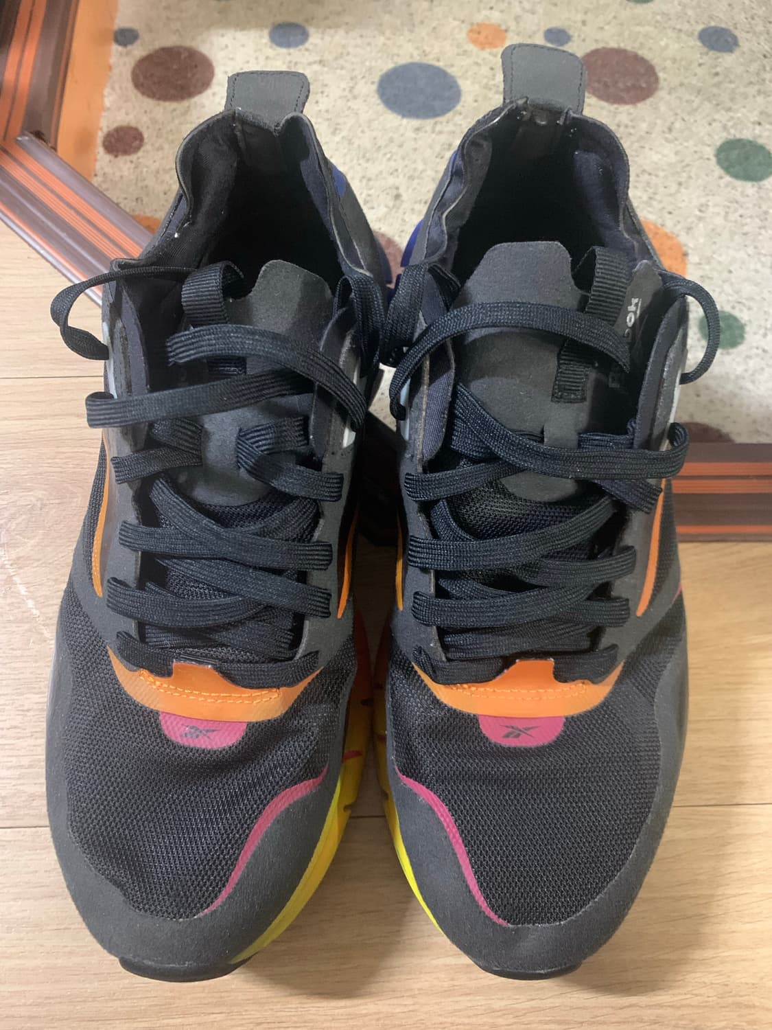 리복 직 키네티카 호라이즌 블랙 275판매 합니다 상품이미지2