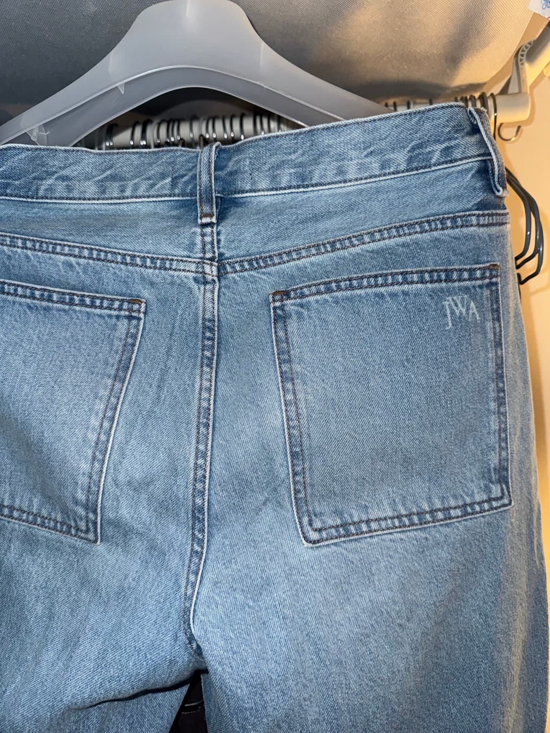 유니클로 조나단앤더슨 스트레이트진 상품이미지2