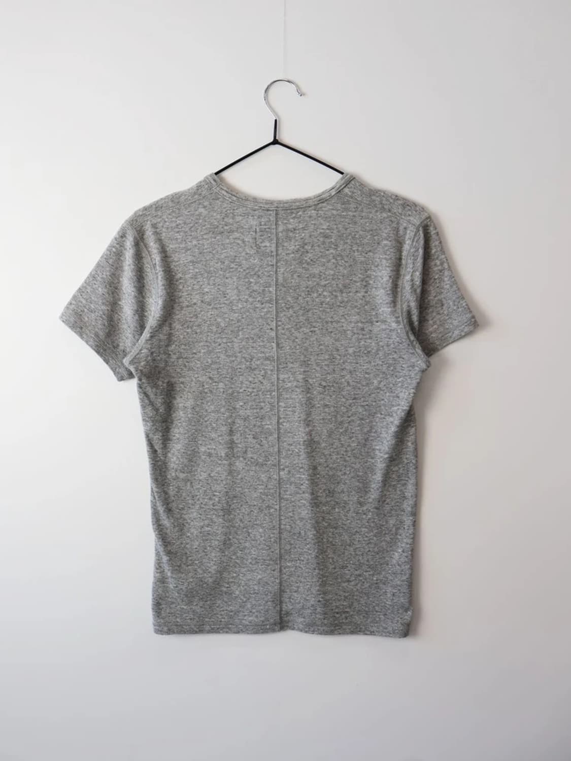 AZUL by Moussy Gray V Neck Tee 상품이미지5