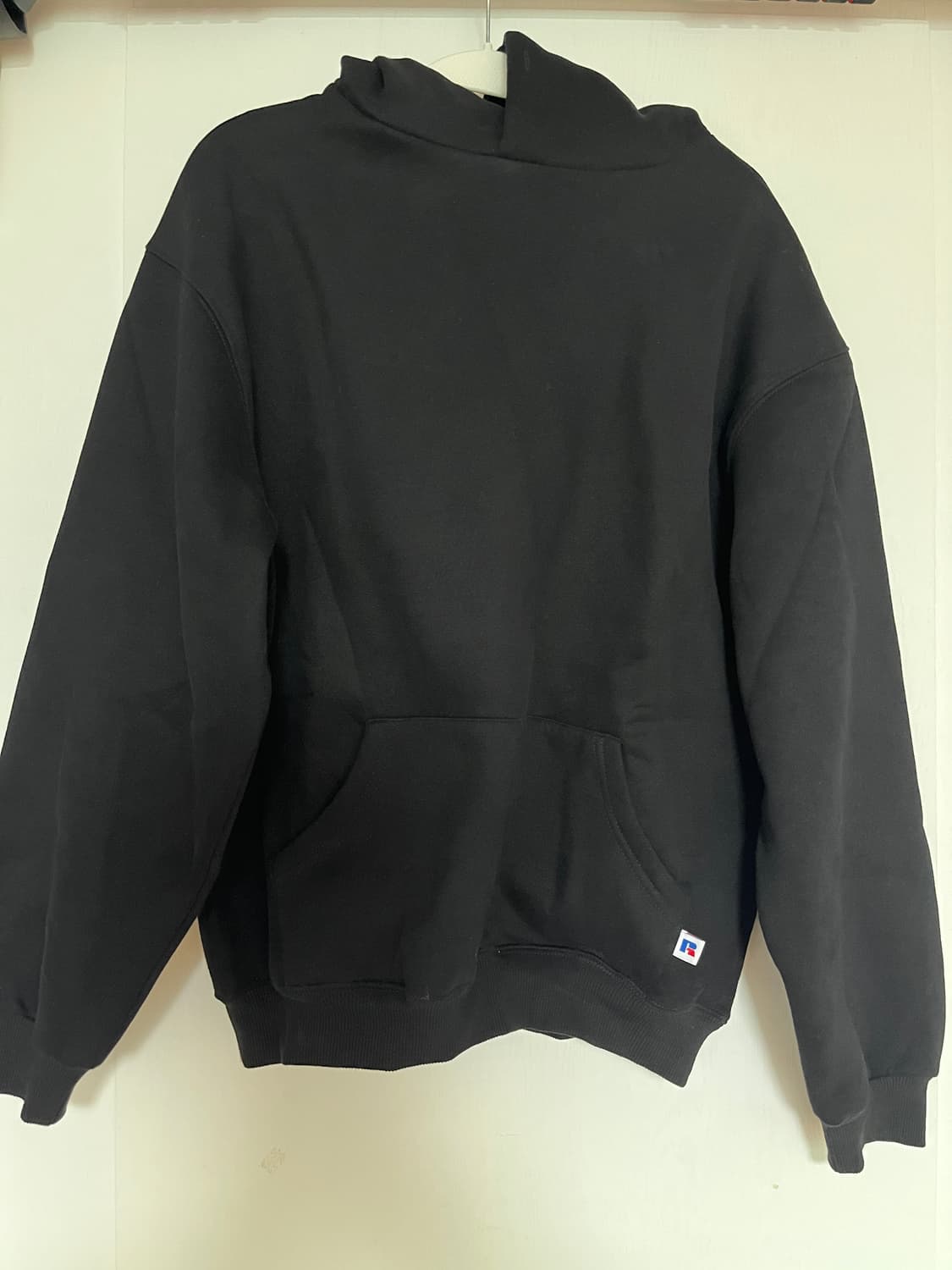 러셀 후드티 블랙 상품이미지1