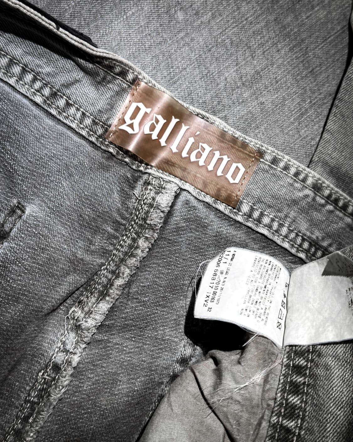 Galliano – Multi-Panel Faded Grey Denim  상품이미지10
