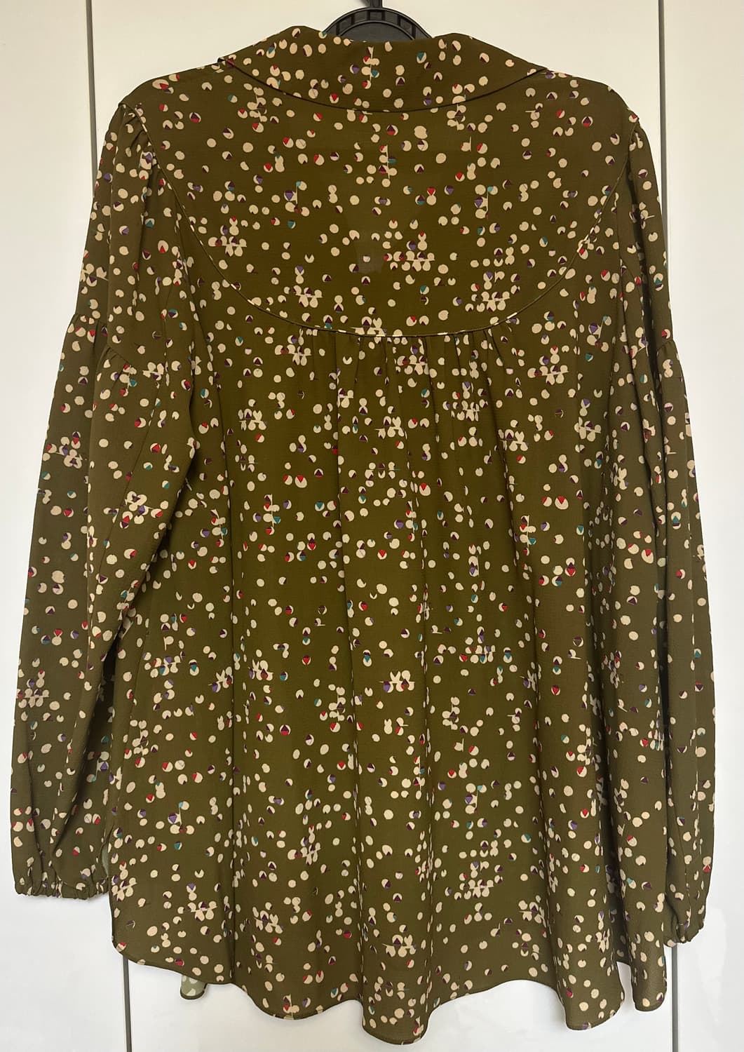 오즈세컨카키 도트  블라우스 상품이미지5