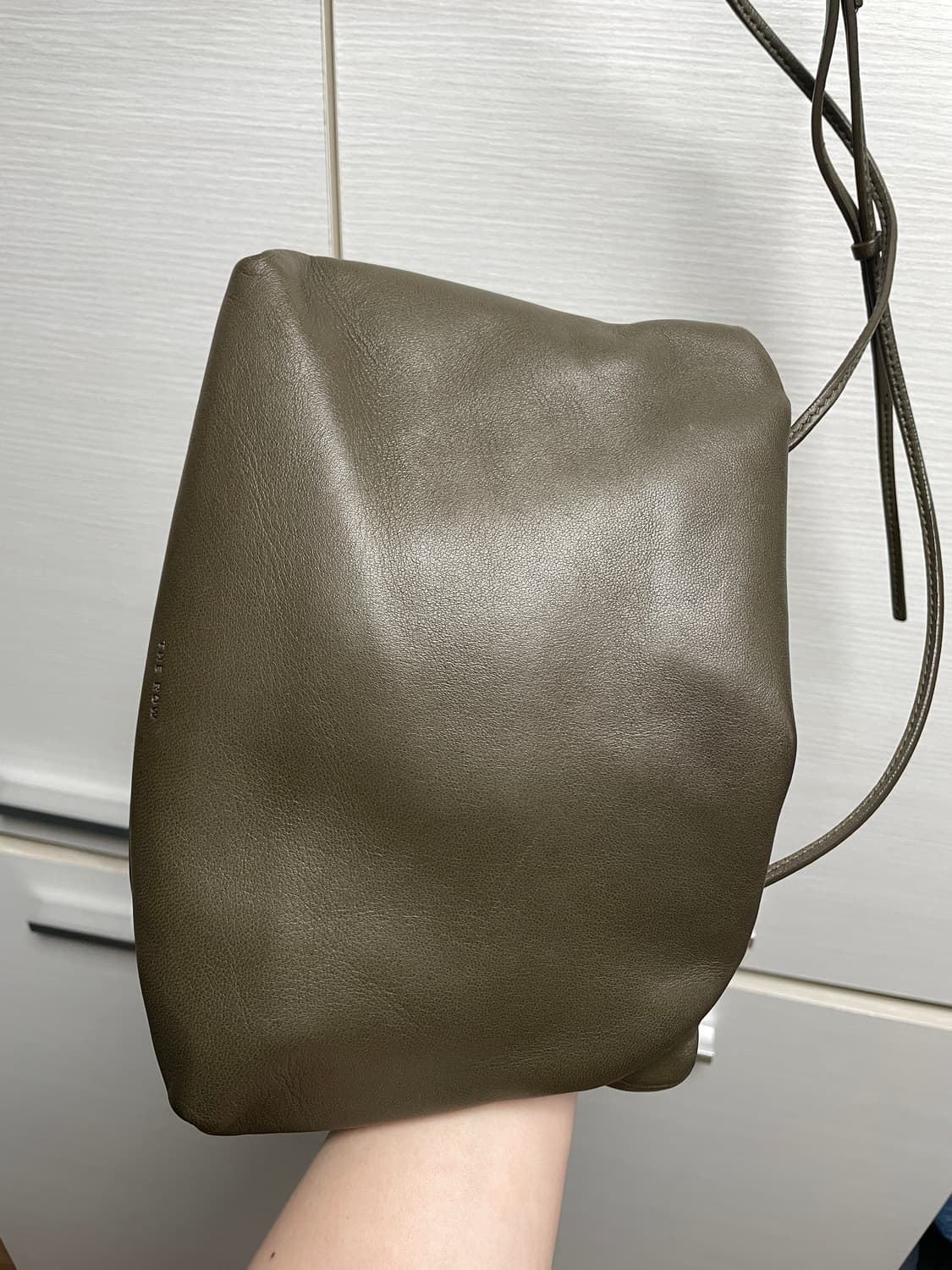 더로우 therow 부어스백 팝니다 상품이미지5