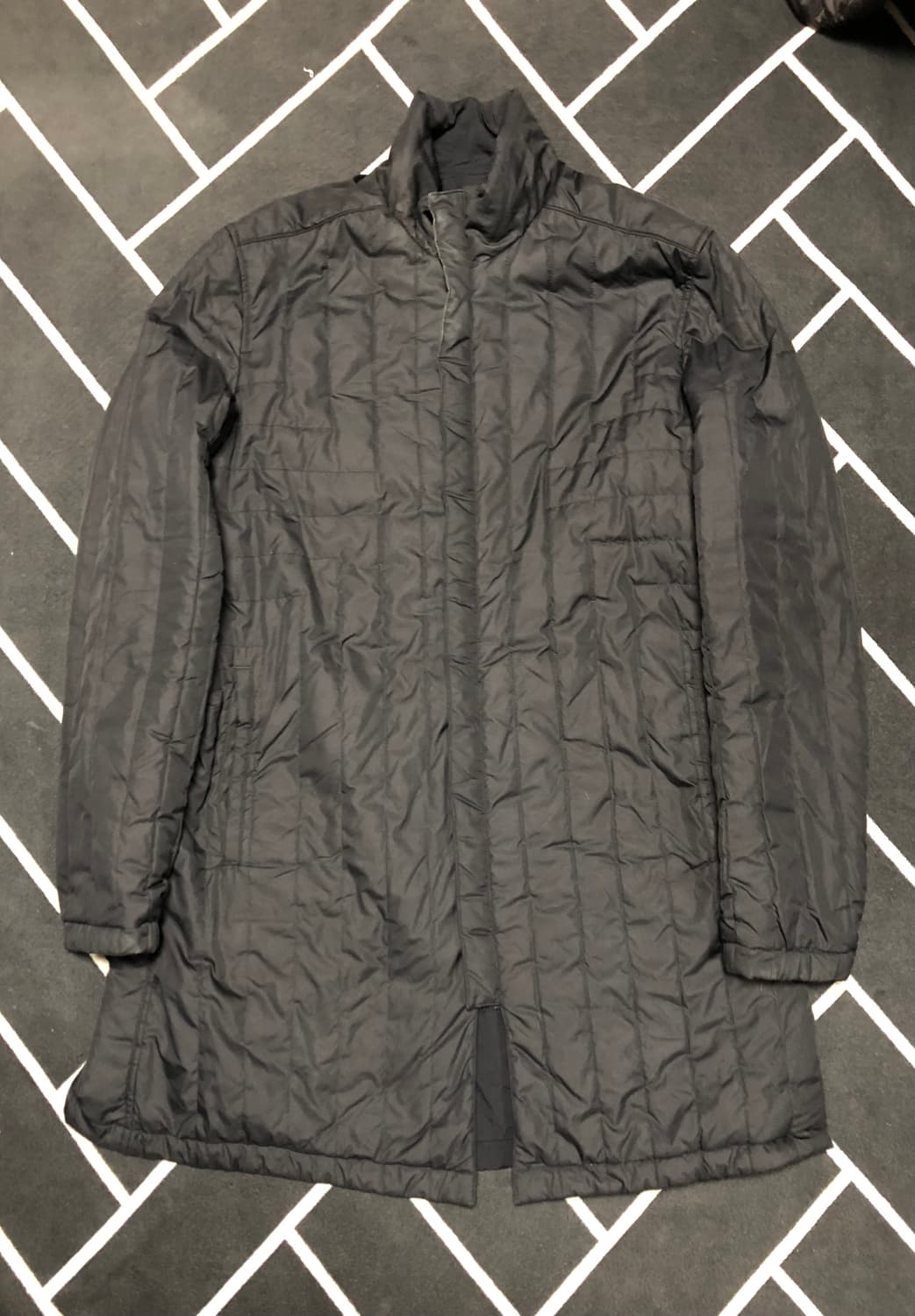 (횡재가)띠어리 리버시블 양면패딩/몽클레어타임솔리드시스템스톤프라다톰포드 상품이미지9