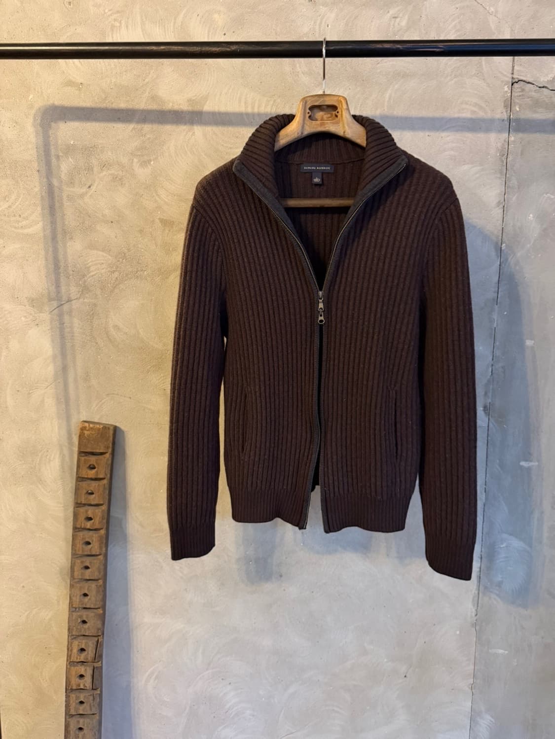 바나나 리퍼블릭 짚업 가디건 100 상품이미지1