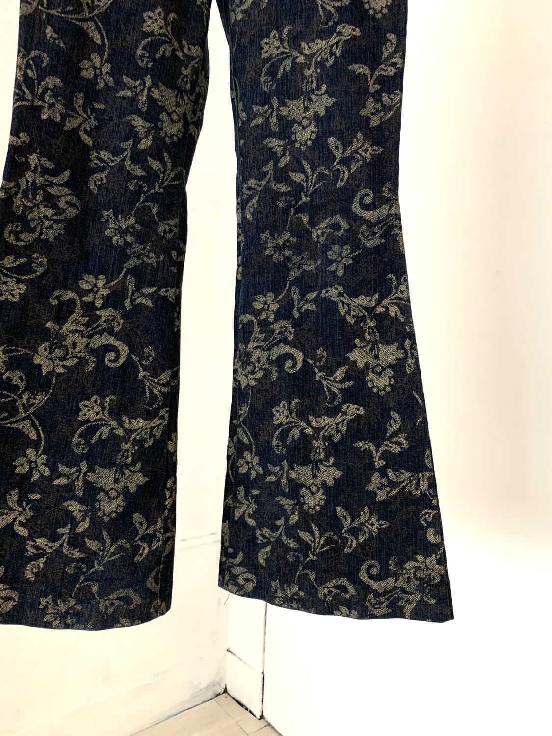 Oriental pattern bootcut jeans 상품이미지6