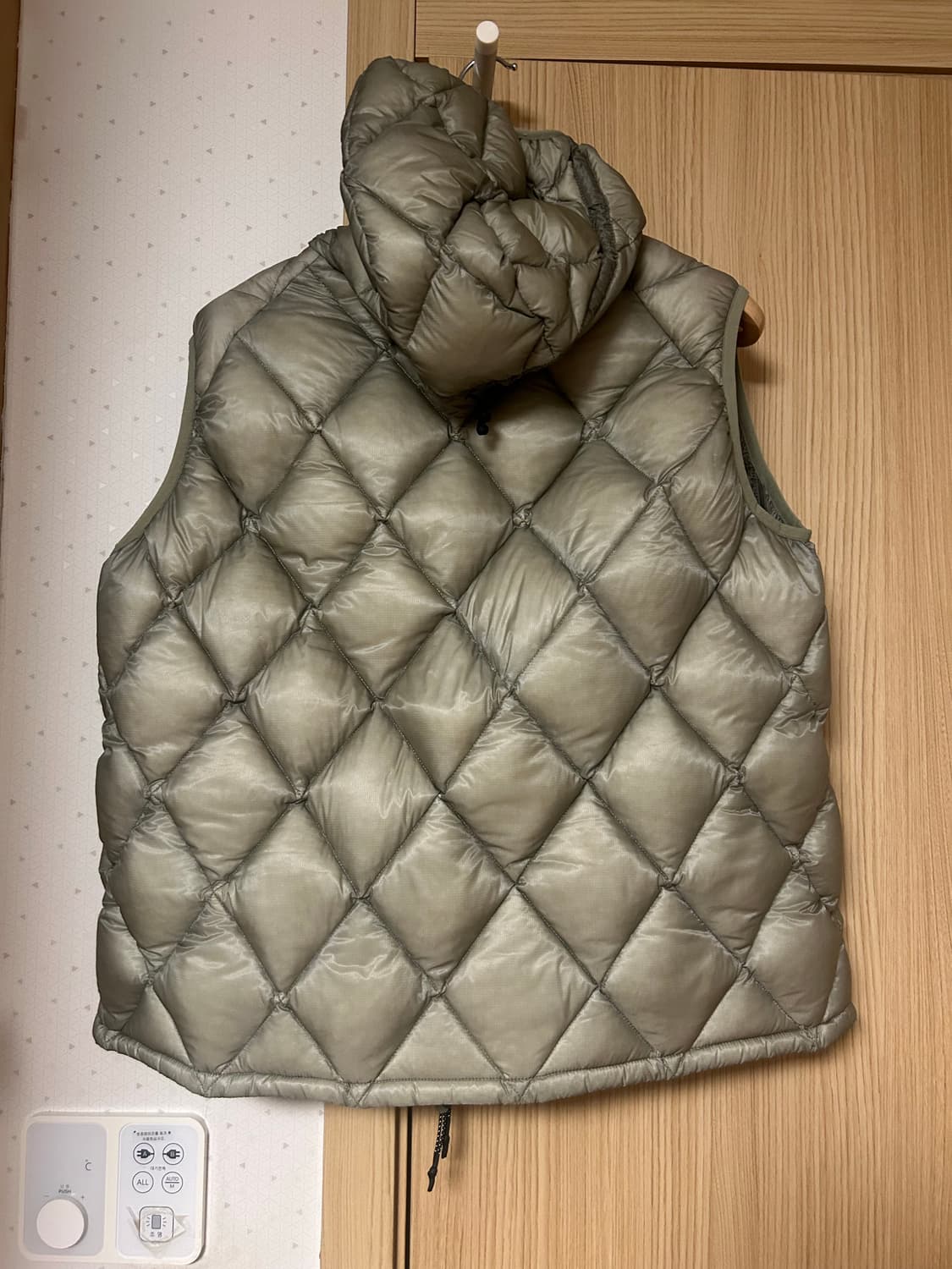 로아 패딩 베스트 XL 23FW 상품이미지4